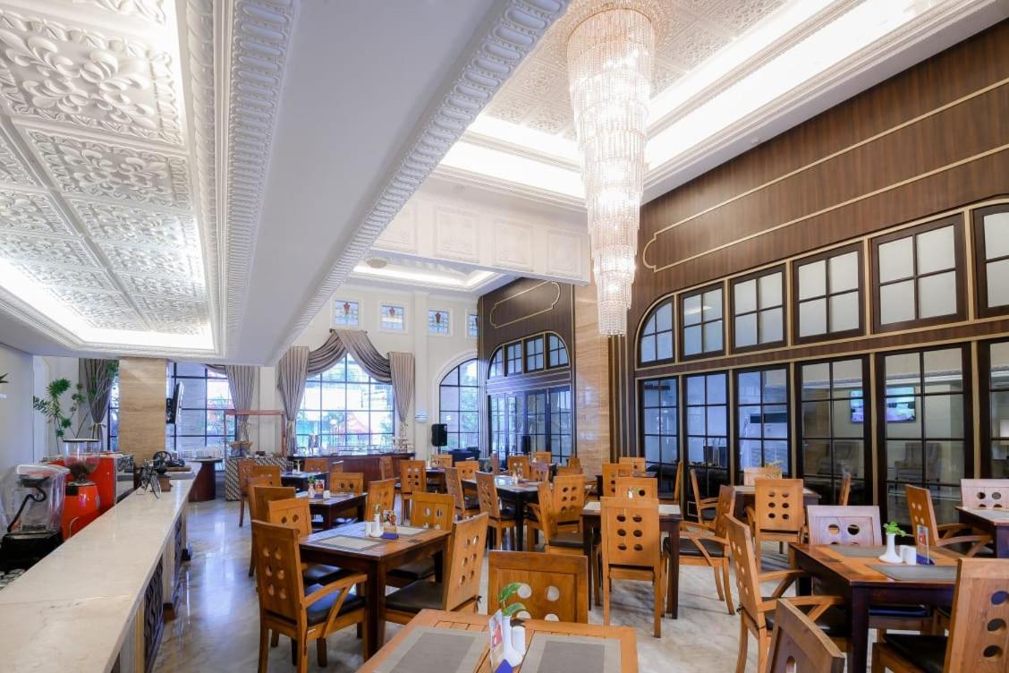 D'Senopati Malioboro Grand Hotel Yogyakarta Eksteriør billede